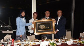 Vali Yardımcısı Horozoğlu'na Veda Yemeği
