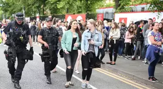 Manchester'da 50 Bin Kişilik Yardım Konseri