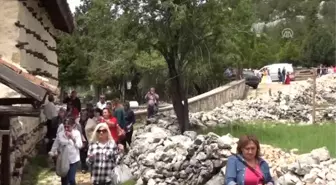 800 Yıllık Mahalle Turistlerin Gözdesi Oldu