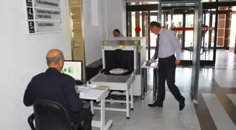 Metal Kapı Dedektörlerinde Radyasyon Tehlikesi Var mı ?