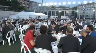 Yüzlerce Taksici Esnafı İftarda Buluştu