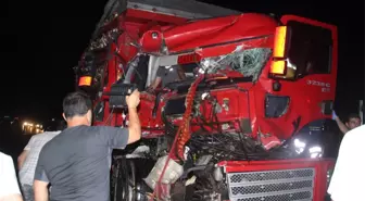 Antalya'da Trafik Kazası: 1 Ölü, 1 Yaralı