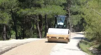 Büyükşehir Belediyesi Asfalt Çalışmalarını Sürdürüyor