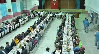 Refahiye'de Vatandaşlar İftarda Buluştu