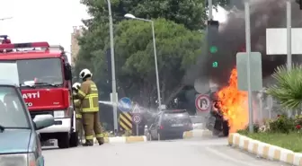 Seyir Halindeyken Alev Alan Motosiklette Yanmaktan Son Anda Kurtuldular