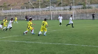 Minikler Futbol Şenliği Maçları Başladı