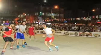 Hakkari'de Sokak Basketbolu Turnuvası