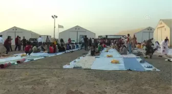 Türk Kızılayı ve THY'den Musullu Sığınmacılara Iftar