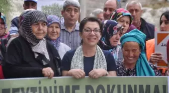 Yırca'da Üreticilerin 'Zeytinime Dokunma' Protestosu