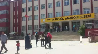 Siirt'te Bursluluk Sınavı Yapıldı