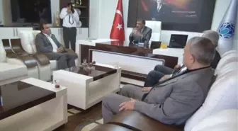 Sanatçı Selahattin Alpay'dan Başkan Gürkan'a Ziyaret