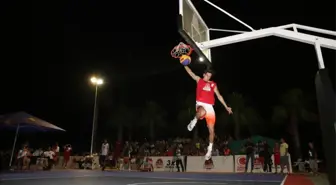 3x3 Sokak Basketbolu Finike Etabı'nda Şampiyon 'Sa Twins'