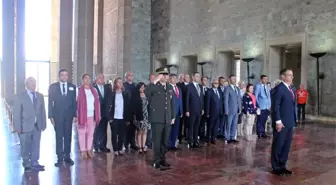 Başkan Gençer Anıtkabir'i Ziyaret Etti