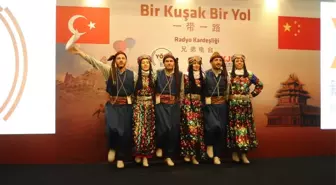 Bağlama ile Dutar, Türkü ile Nakşa, Radyo Kardeşliğinde Buluştu