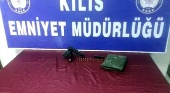 Kilis'te Tarihi Eser Kitap ile Tabanca Ele Geçirildi