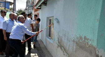 Salihli'de Evler Boyanıyor