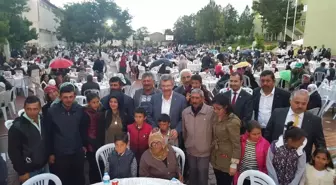 Kayseri Şeker Sofrası Yenifakılı'da Yağmur Bereketiyle Kuruldu