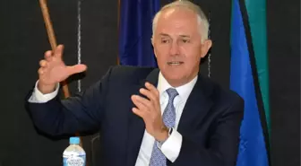Avustralya Başbakanı Turnbull'dan Trump Taklidi