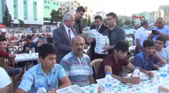 Şanlıurfa'da Valilikten 10 Bin Kişiye Iftar