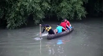 Amatör Balıkçının İmdadına Raftingciler Yetişti