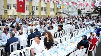 İftar Sofraları Mezitli'de Kuruldu