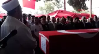 Mersin Şehit Asker Toprağa Verildi