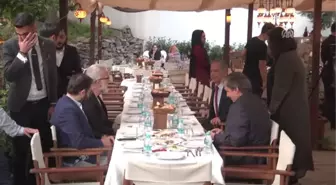 Harun Abdülkerim Osmanoğlu Iftar Daveti Verdi