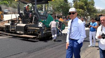 Adana Büyükşehir Belediye Başkanı MHP'li Sözlü'den Eski Çevre Bakanı Sarı'ya Eleştiri