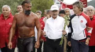 Kılıçdaroğlu'nun Yürüyüşüne Destek Veren Kırkpınar Başpehlivanı, Dopingli Çıktığı İçin Unvanı Geri...