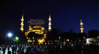 Sultanahmet Camisi'nde Kadir Gecesi