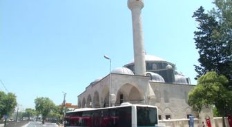 Beyoğlu'ndaki Molla Çelebi Camisi Ibadete Açıldı