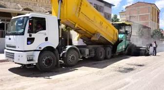 Büyükşehirden Bayram Öncesi Yoğun Asfalt Mesaisi