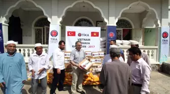 Tika'dan Vietnam'da İftar ve Gıda Yardımı