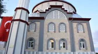 Başkan Alıcık'tan İftarlı Cami Açılışı