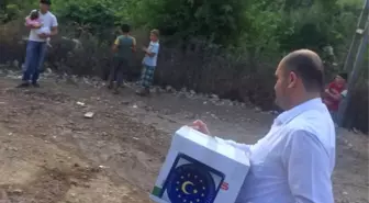 Bayramda İhtiyaç Sahiplerine Yardım Eli