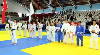 Tarzan Anısına Judo Turnuvası