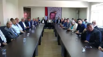 AK Parti Kars İl Başkanlığı'nda Bayramlaşma