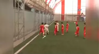 Geleceğin Futbol Yıldızı Mersin'de Yetişiyor