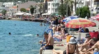 Foça Doldu Taştı