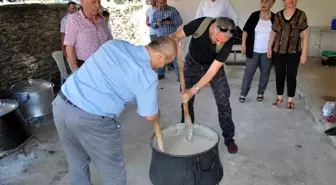 Kemer Mahallesi Keşkek Festivali ile Şenlendi