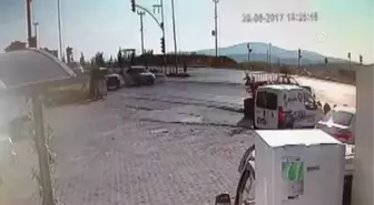 Sakarya'da Trafik Kazası: 2 Yaralı