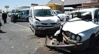 Şanlıurfa'da Zincirleme Trafik Kazası: 5 Yaralı