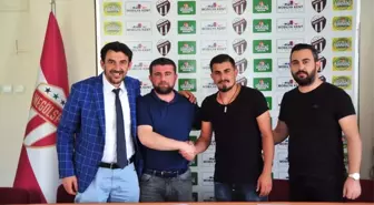 Okan Deniz Yeniden İnegölspor'da