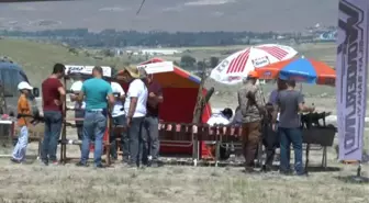 Kayseri Büyükşehir Belediyesi Mehter Takımı, Atıcılıktaki Hünerleriyle de Avcılardan Büyük Alkış...