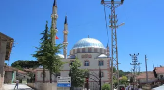 Küflek Cami İbadete Açıldı