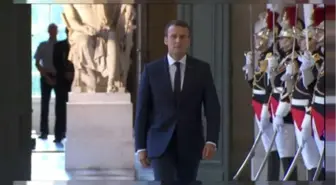 Macron Kongre'ye Hitap Etti