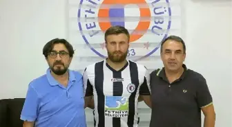 Fethiyespor Onur'a Döndü