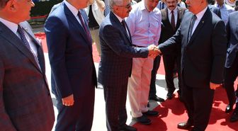 Bakan Yılmaz: 'Türkiye'nin Önceliği Eğitimdir'