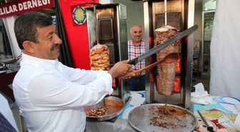 Darıca'da Yiğidolar'dan Folklör Gösterisi