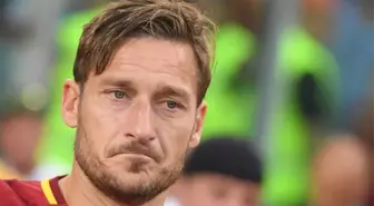 Efsane Kaptan Totti'nin Vedası Roma'yı Ağlattı